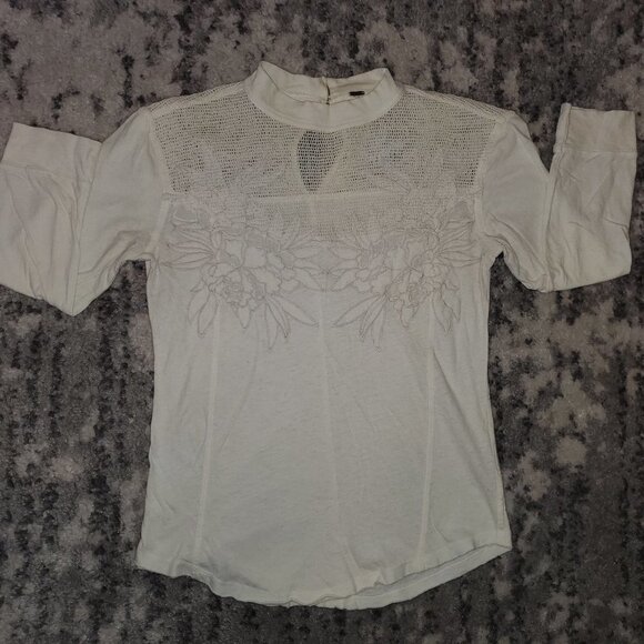 Free People Embroidered White on White Small 🎇🎇 - Picture 2 of 9